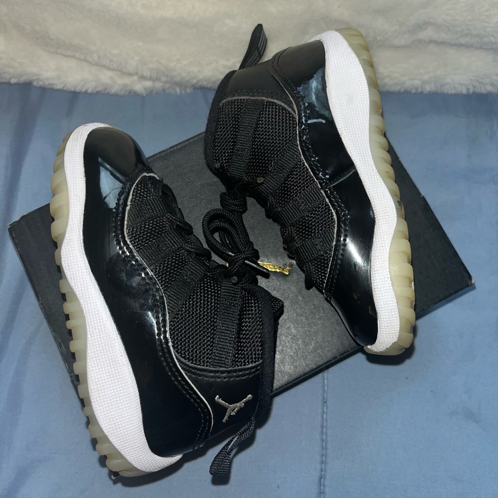 🩶JORDAN 11 RETRO (TD)
BLACK/MULTI-COLOR-MULTI-COLOR
NOIR/COULEUR MULTIPLE🩶